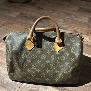 LOUIS VUITTON SOEEDY 30